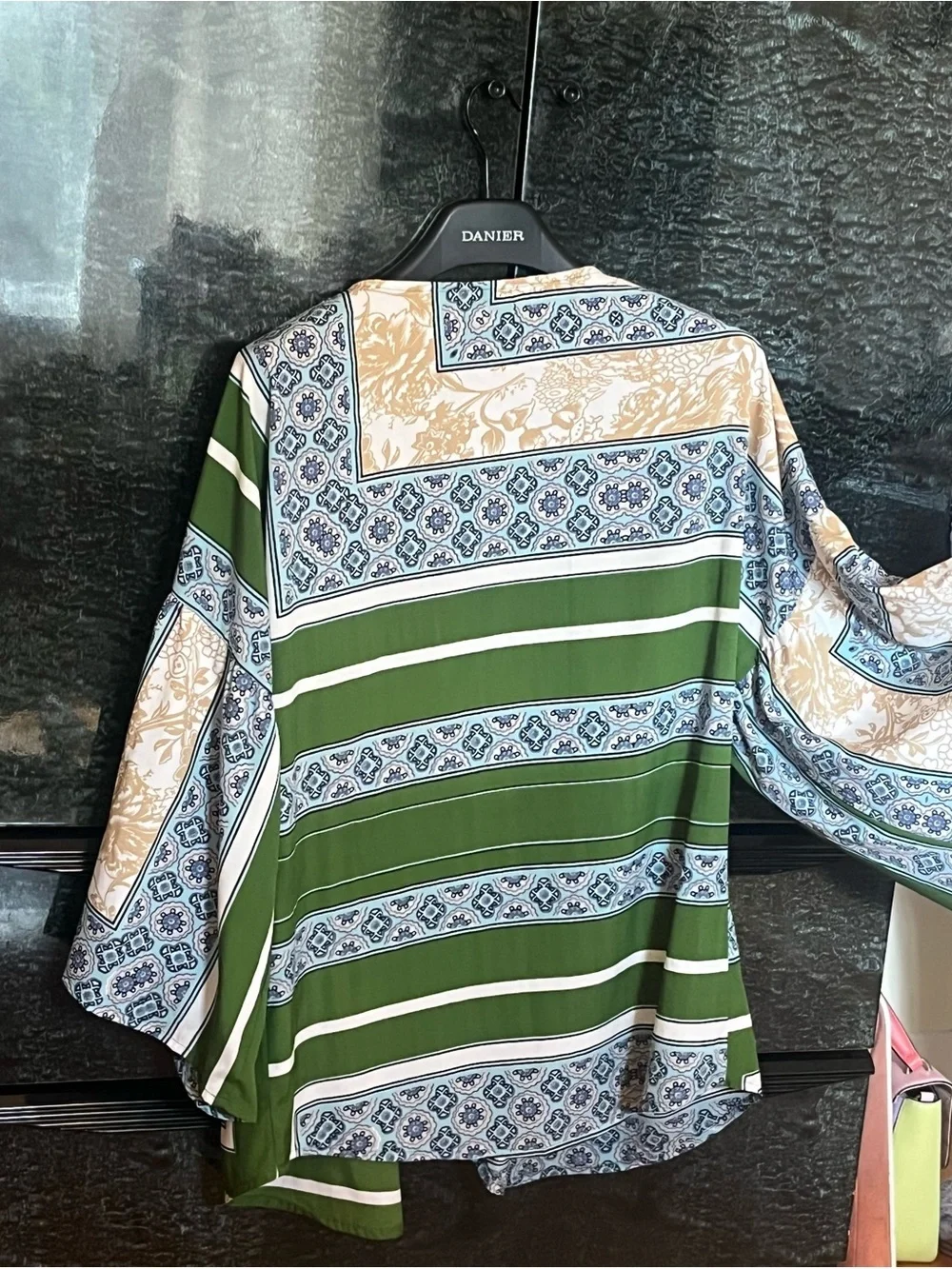 Green Printed Patterned Kimono - Picture 4 of 5